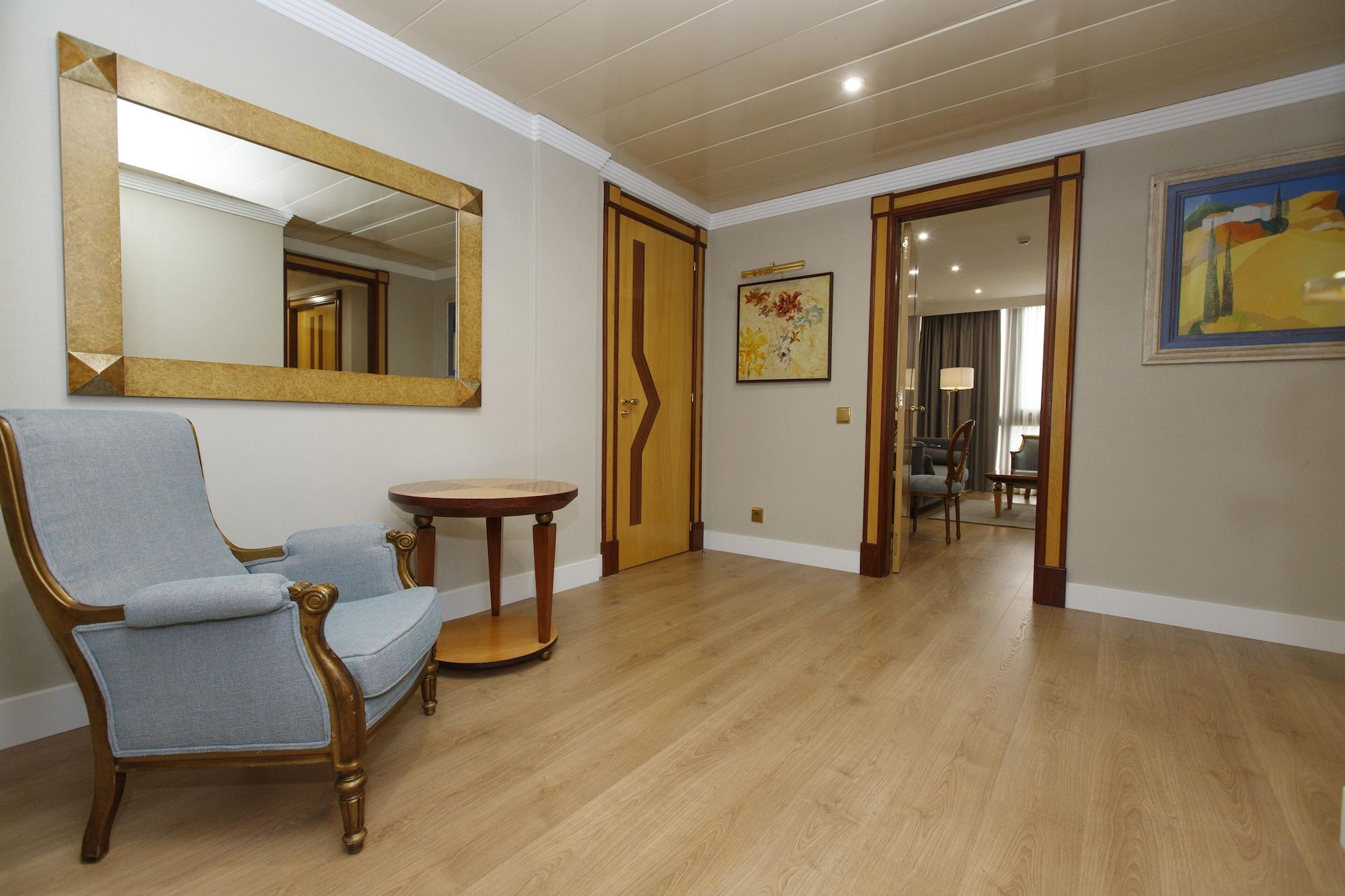 Oca Puerta Del Camino Hotel A Torre Branca